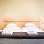 Doenhoff Apartmanhotel 4*